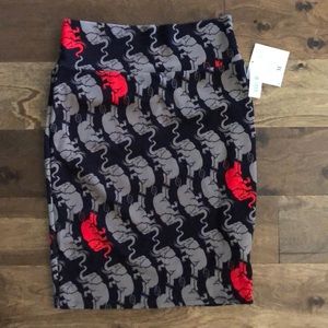 LuLaroe Cassie skirt Size M - Elephants